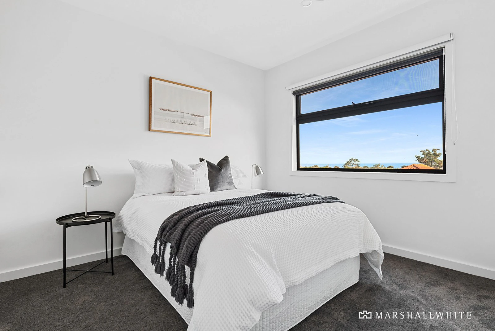 2/18 Van Ness Avenue, Mornington, VIC