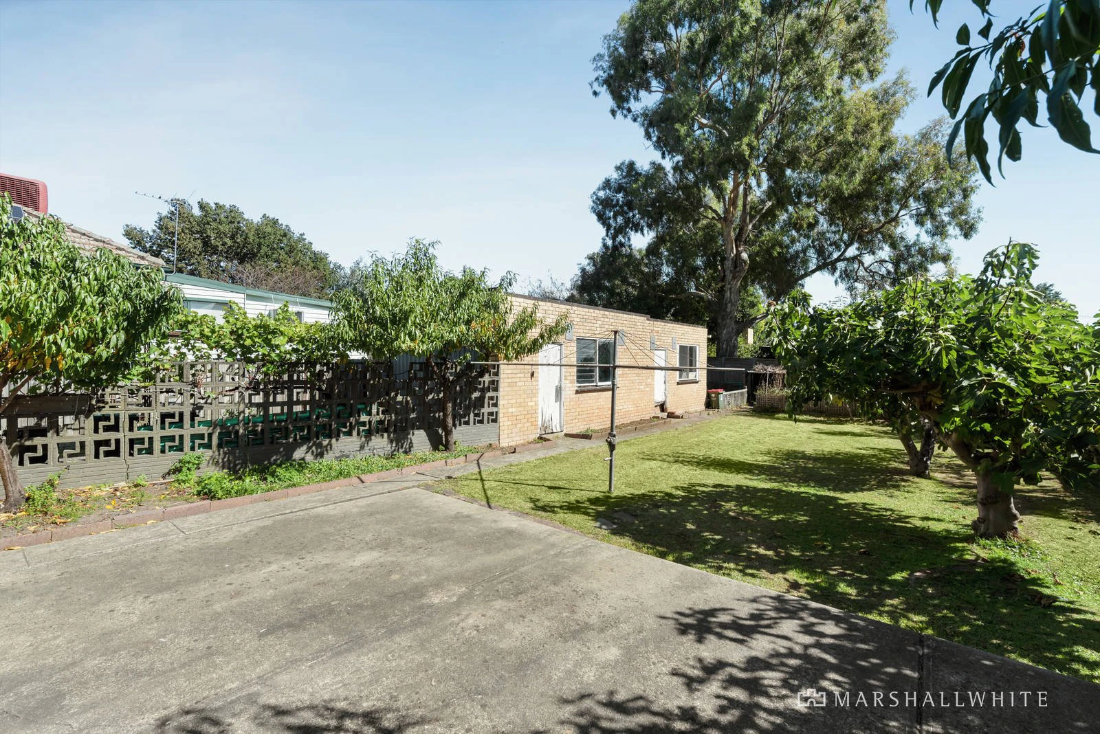 22 Peacedale Grove, Blackburn, VIC