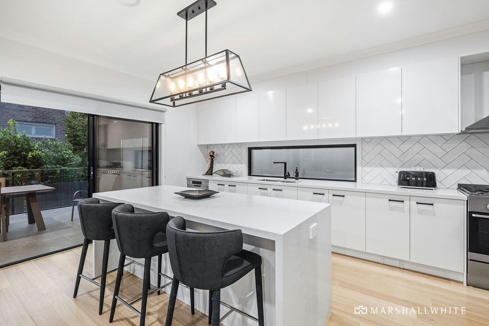 17 Flame Tree Grove, Mornington, VIC