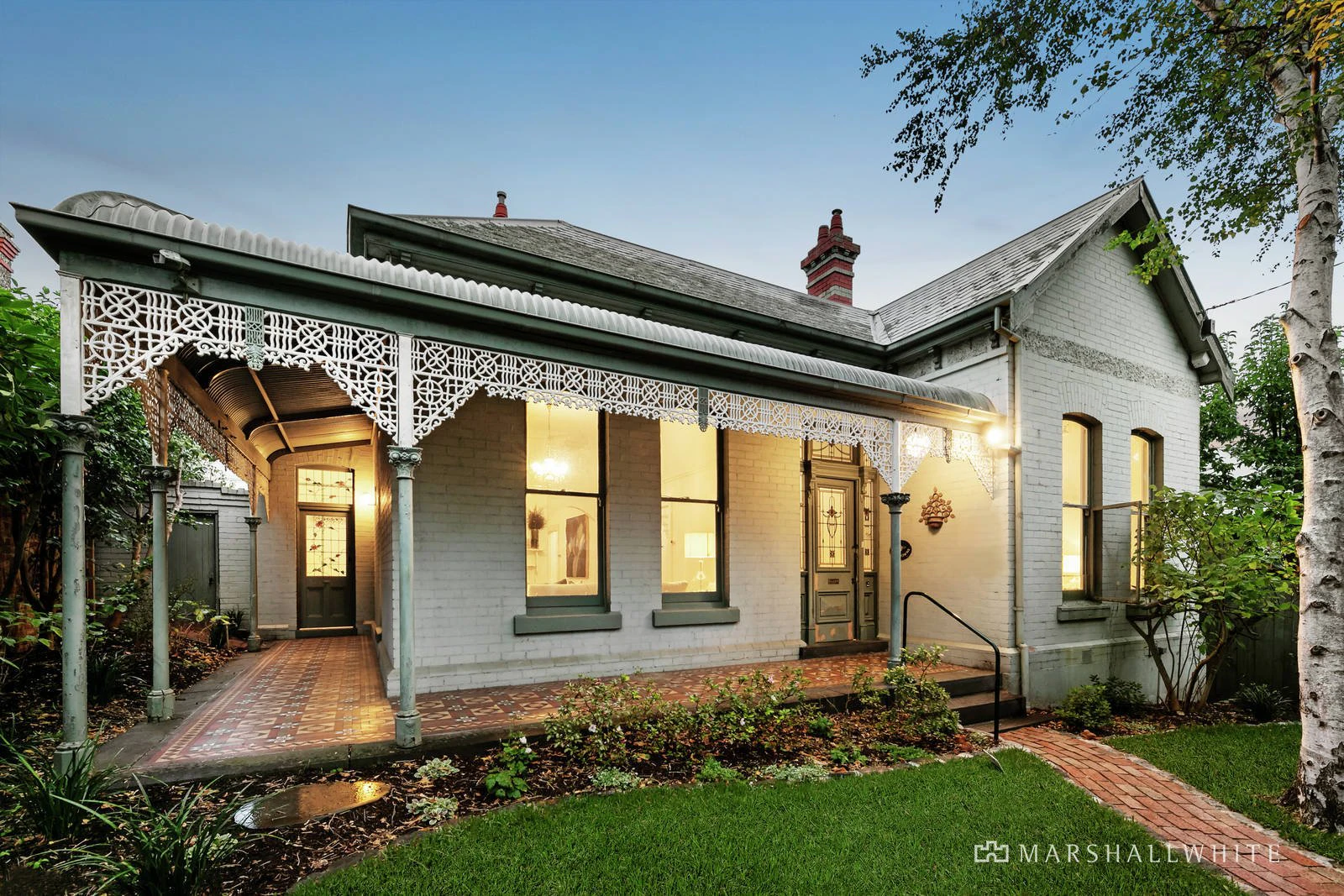 11 Carnarvon Road, Caulfield North, VIC