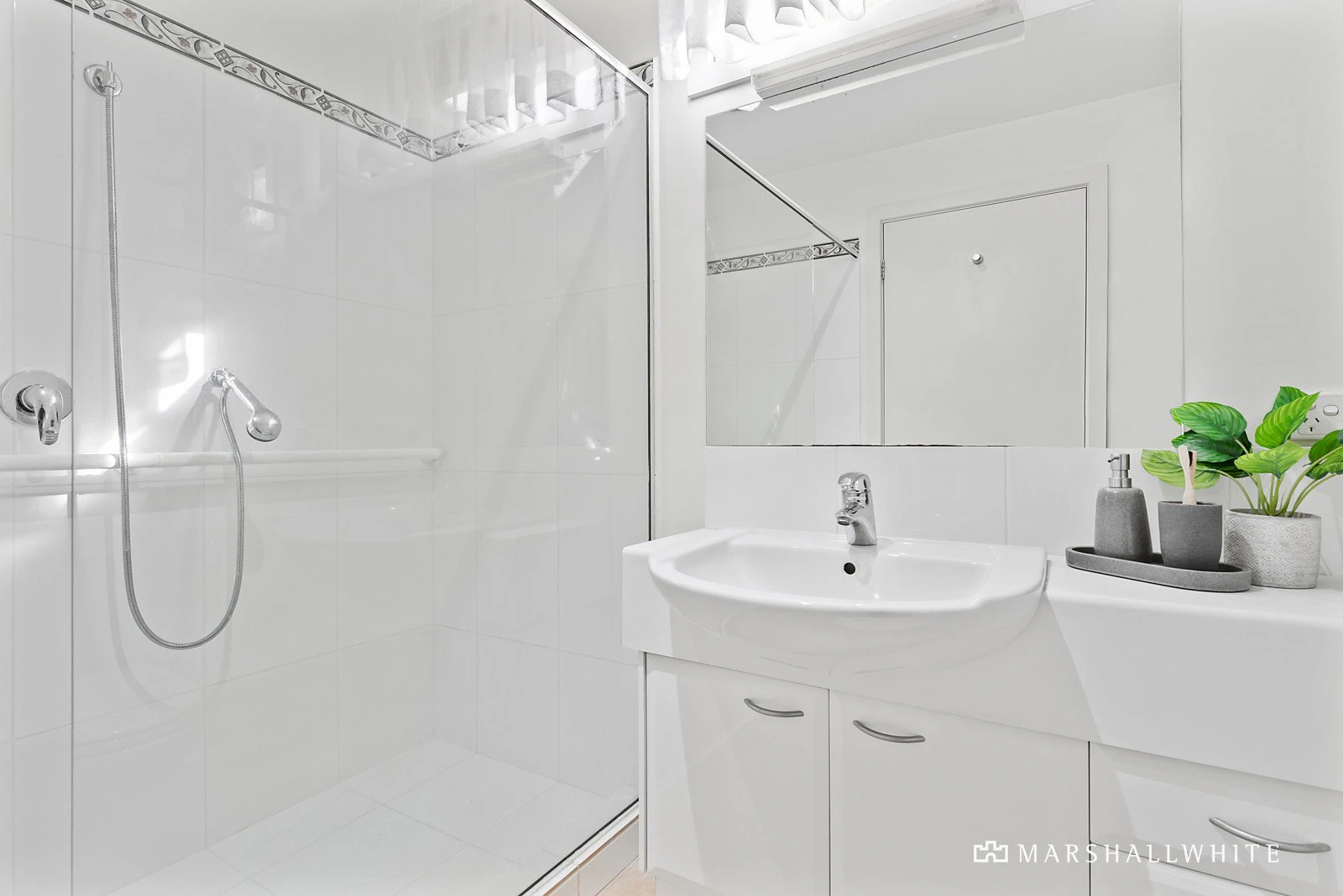 11 Dalsten Grove, Mount Eliza, VIC