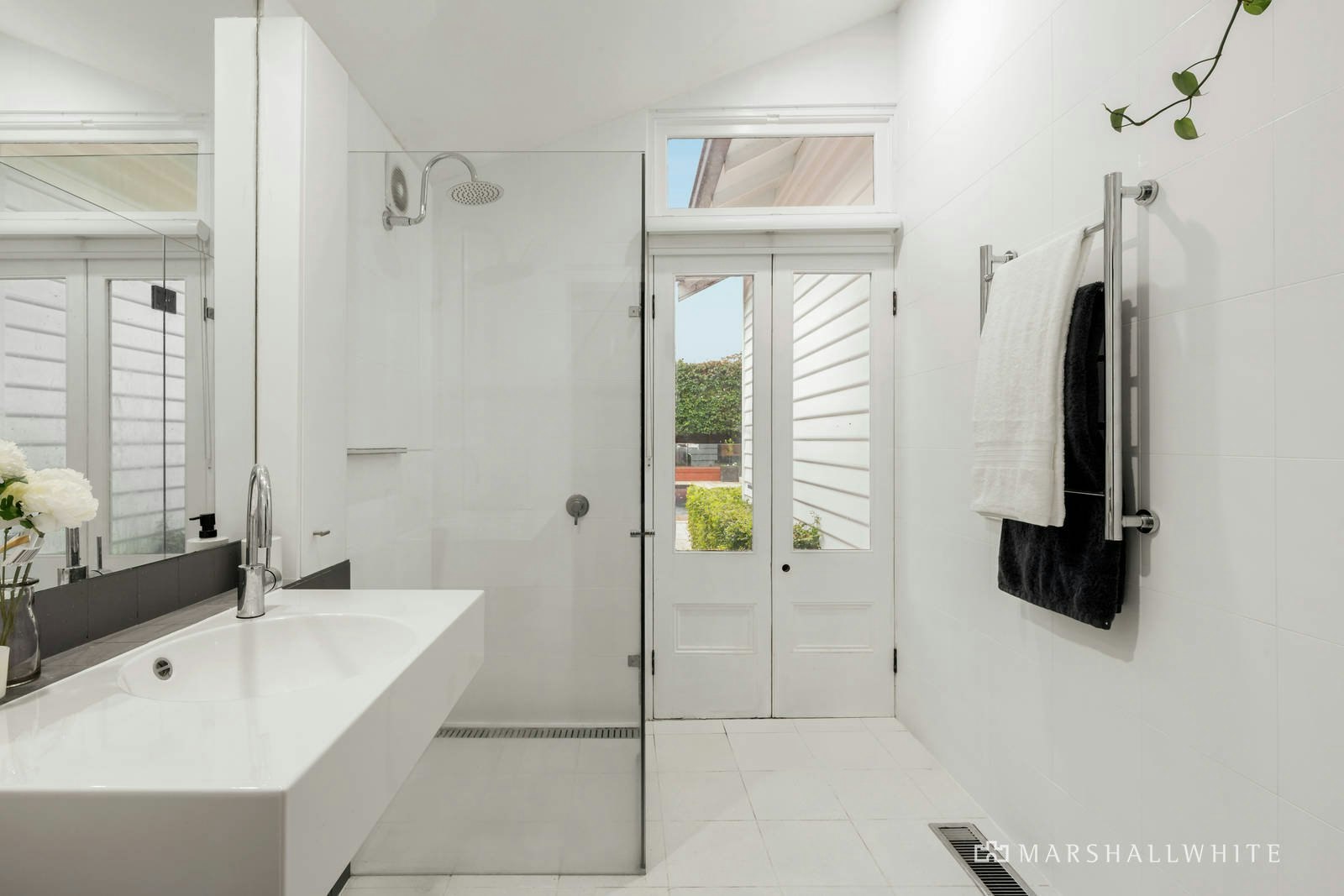 9 Carr Street, Brighton East, VIC