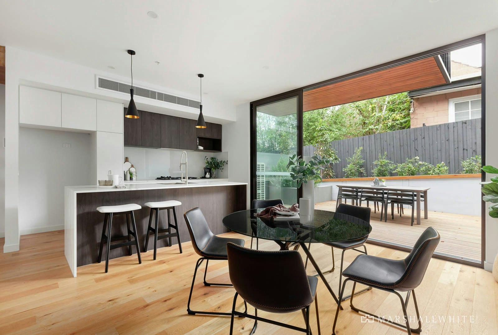 2/46 Kenmare Street, Mont Albert, VIC