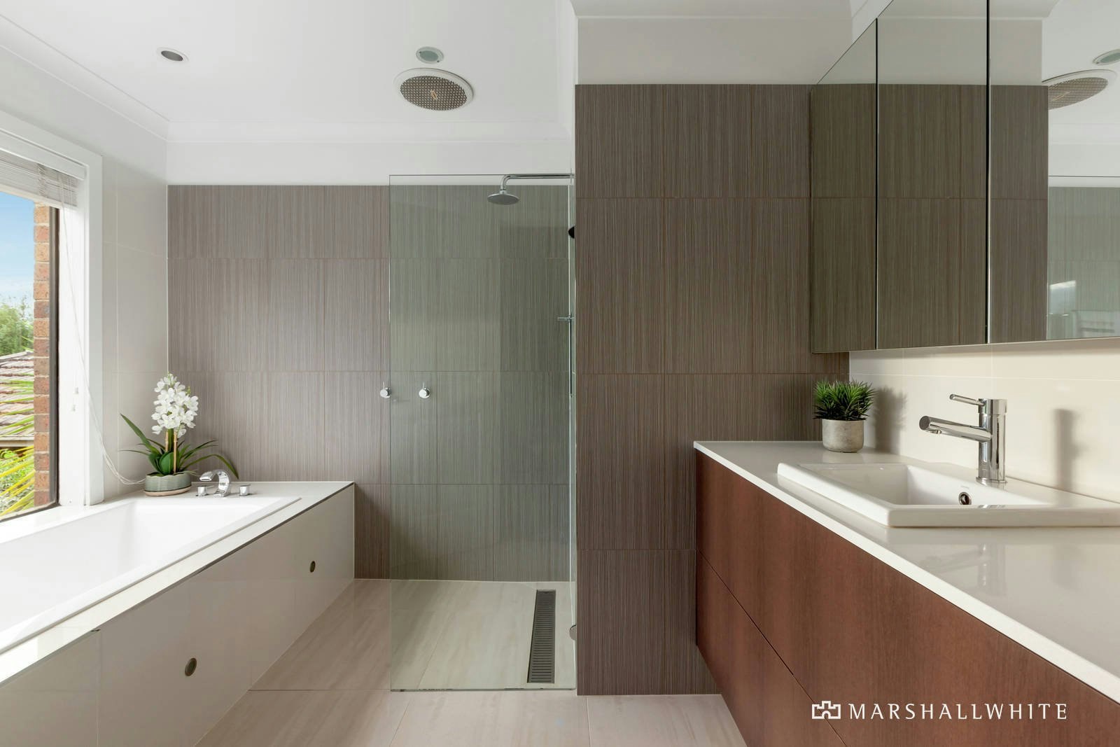 27 Arnold Road, Brighton East, VIC