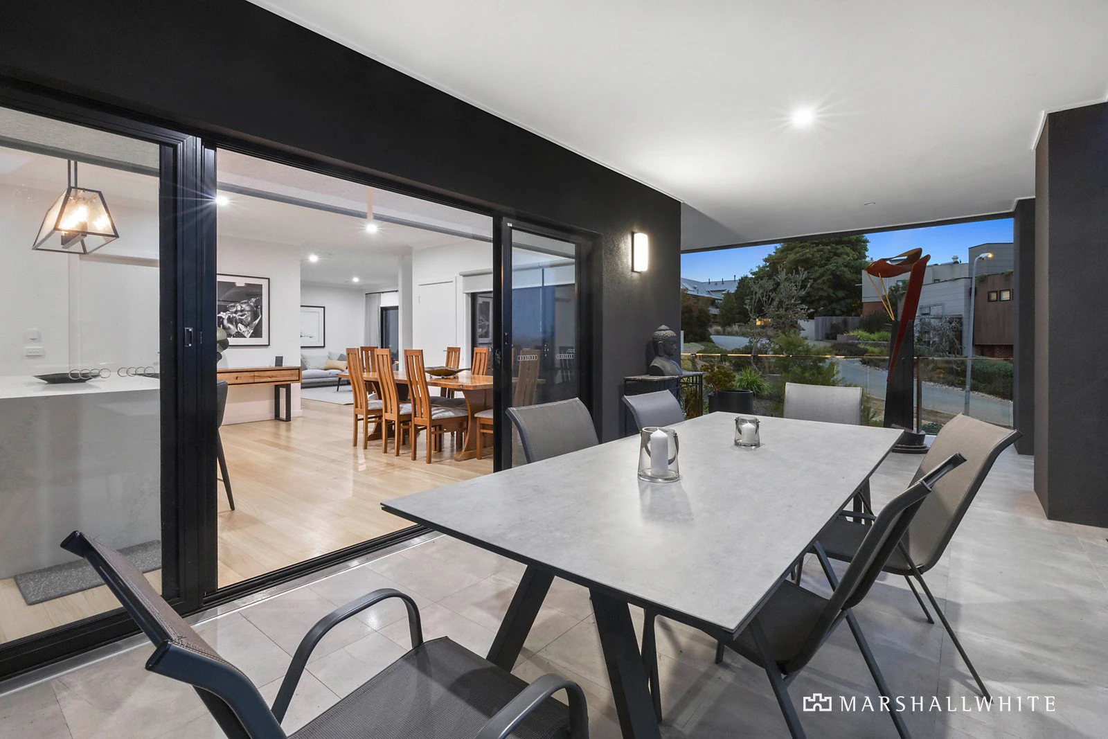 17 Flame Tree Grove, Mornington, VIC