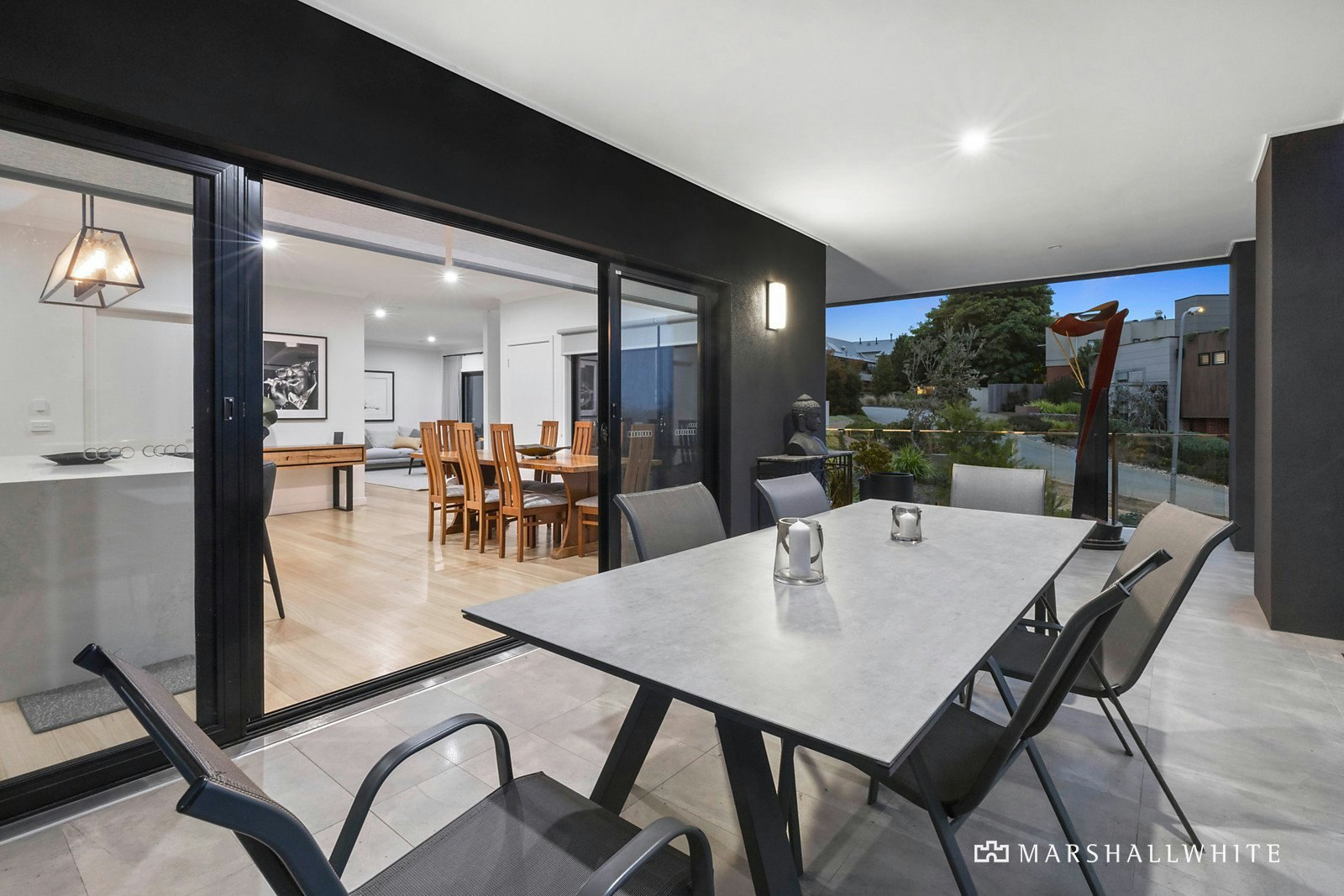 17 Flame Tree Grove, Mornington, VIC