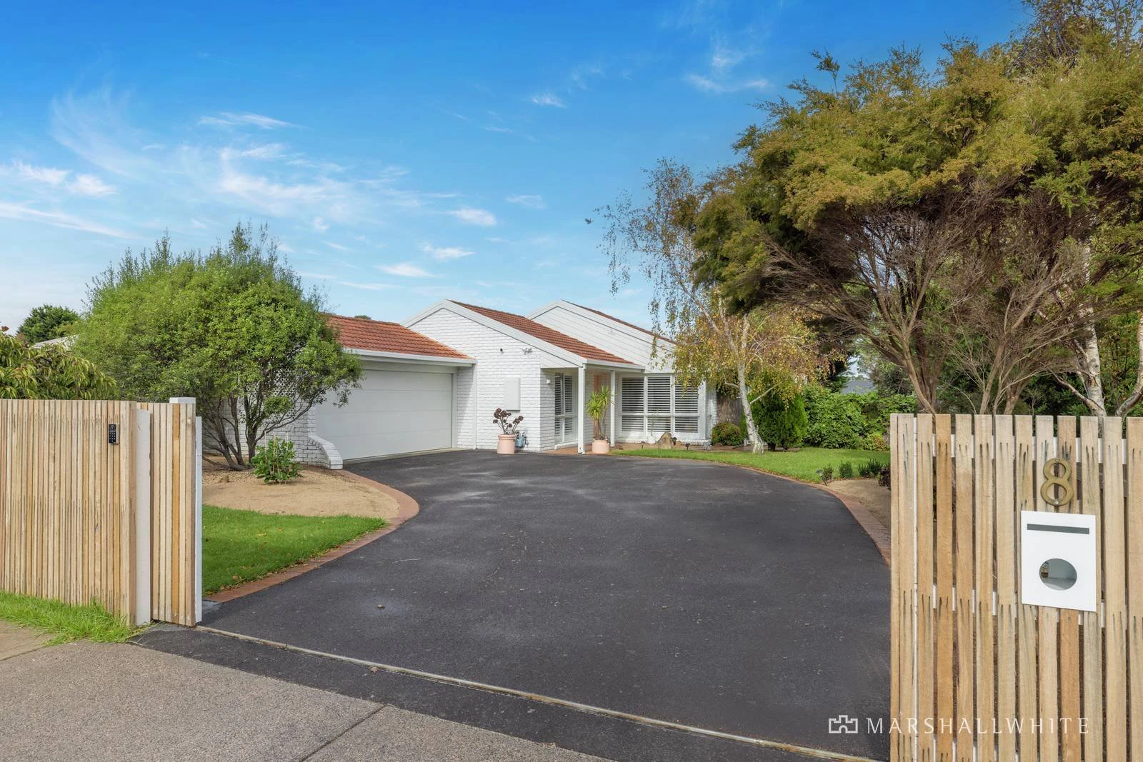 8 Flora Road, Mount Martha, VIC