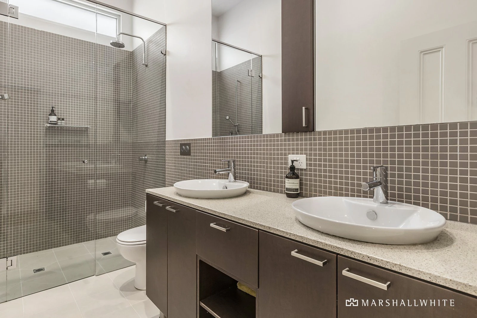 39 Albert Street, Port Melbourne, VIC