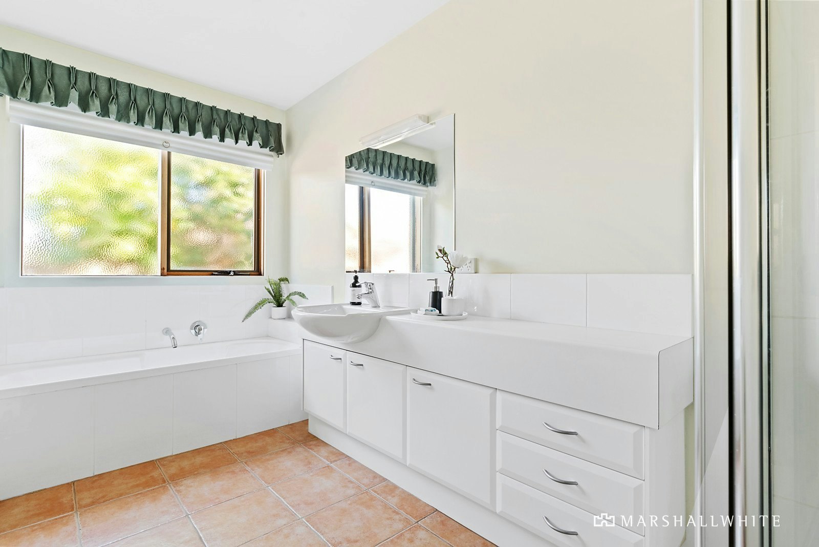 11 Dalsten Grove, Mount Eliza, VIC