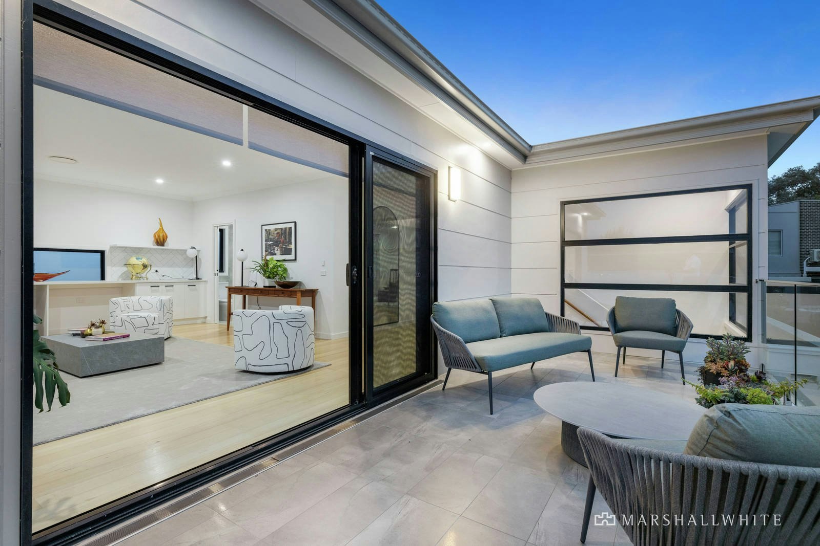 17 Flame Tree Grove, Mornington, VIC