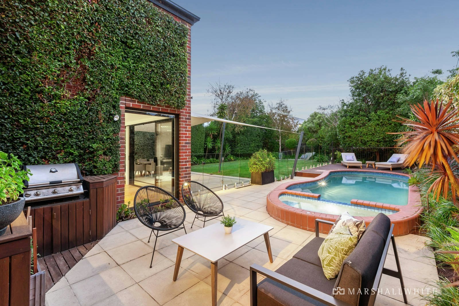 27 Arnold Road, Brighton East, VIC