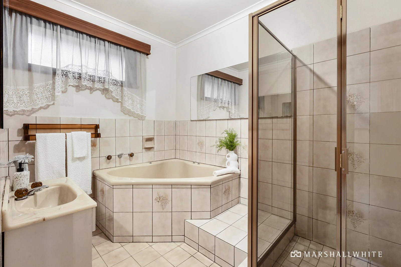 19 Cockaigne Street, Doncaster, VIC