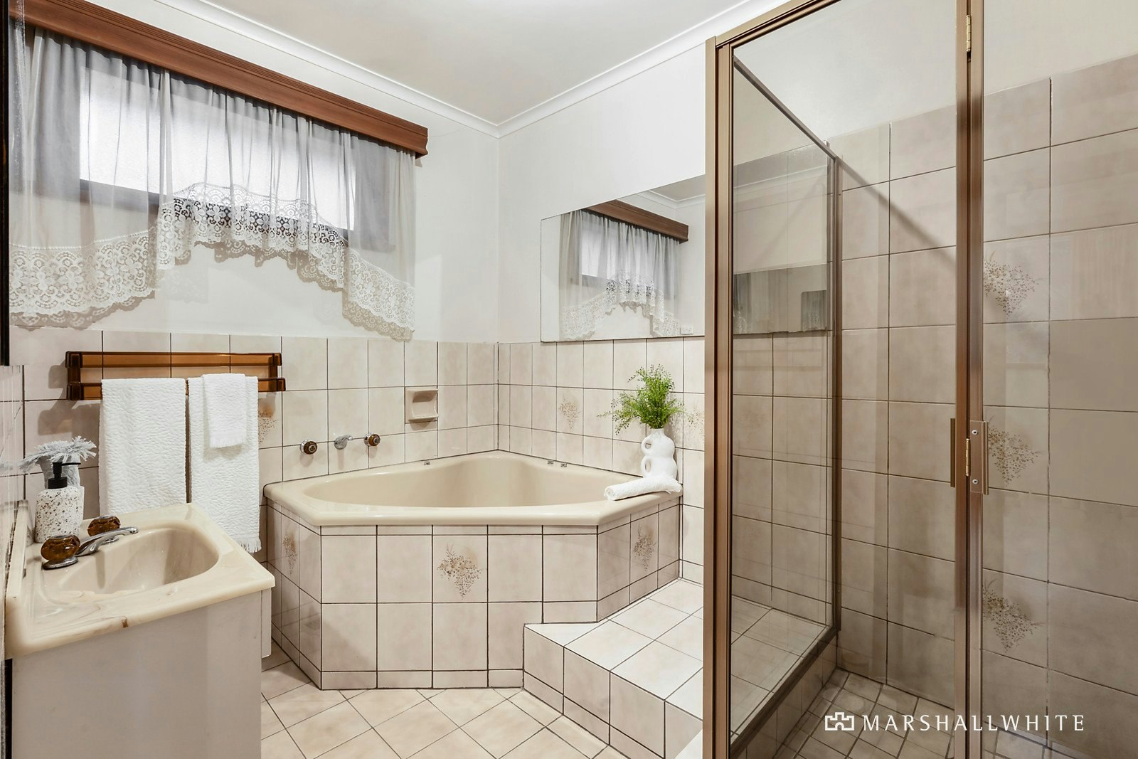 19 Cockaigne Street, Doncaster, VIC