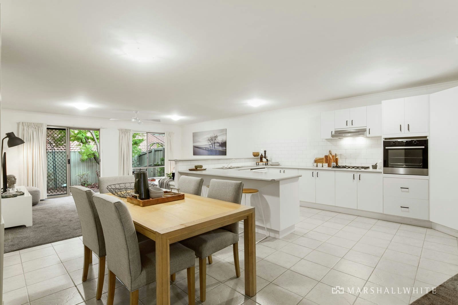 19 Sandon Circuit, Forest Hill, VIC