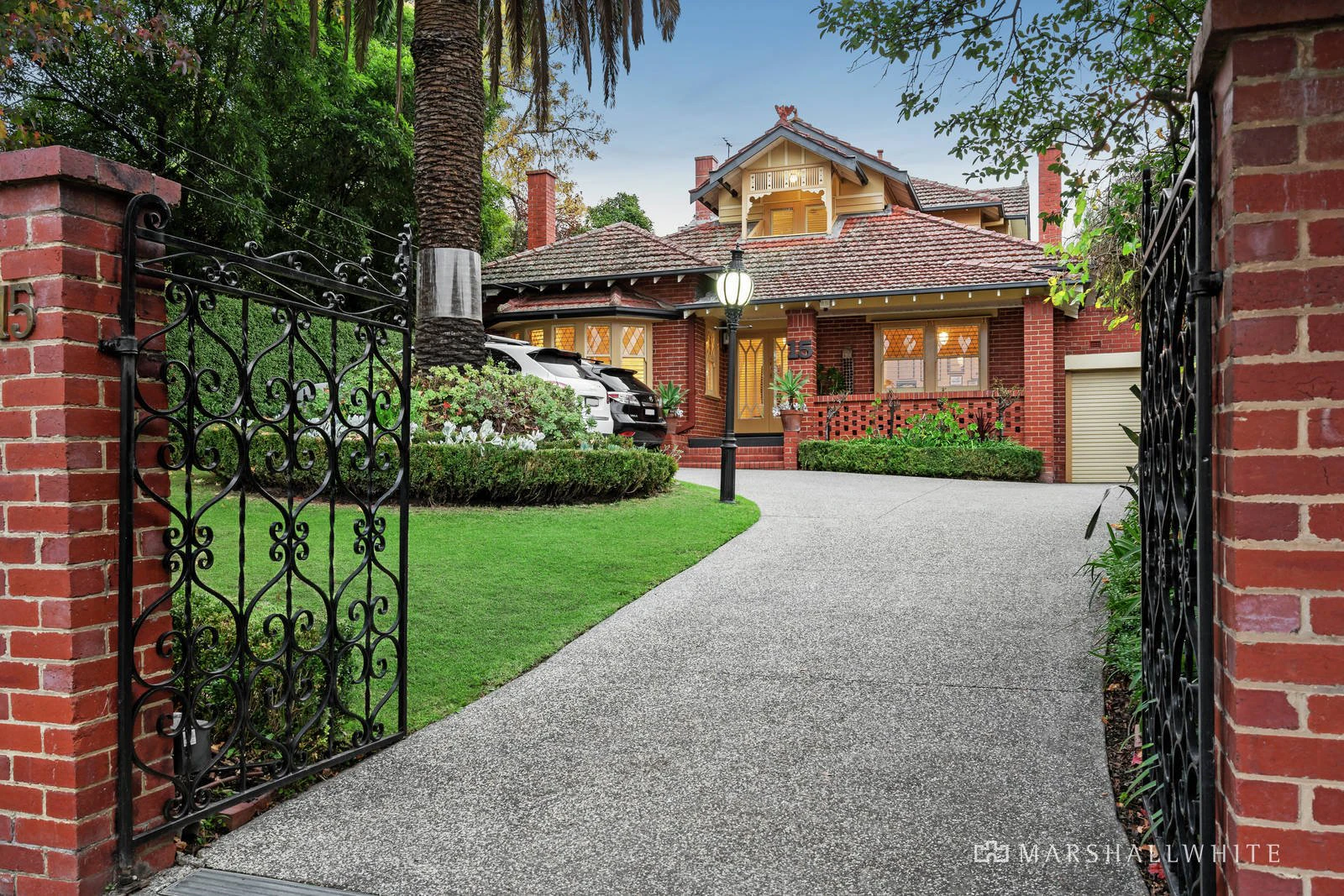 15 Marlborough Street, Mont Albert, VIC