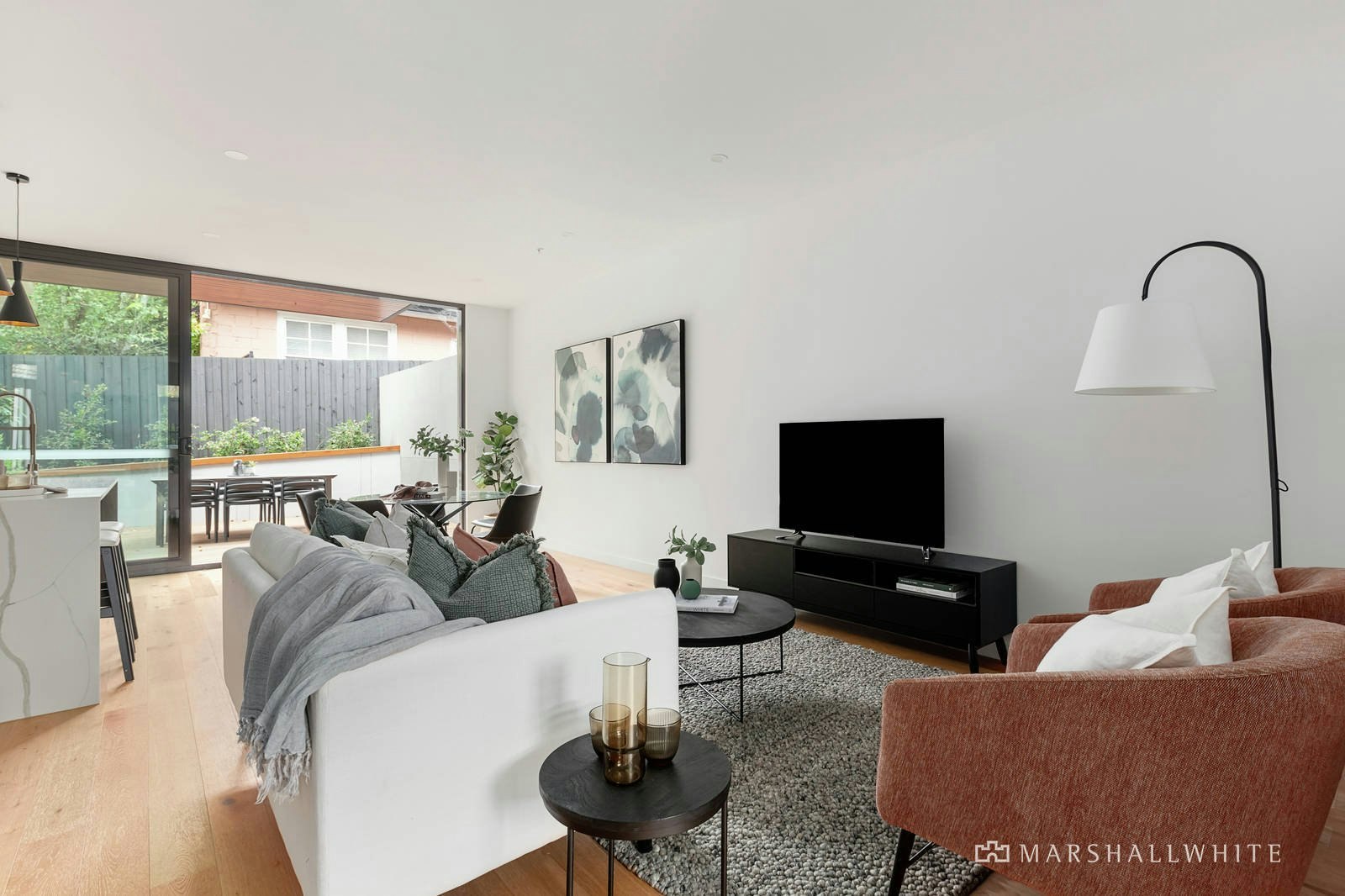 2/46 Kenmare Street, Mont Albert, VIC