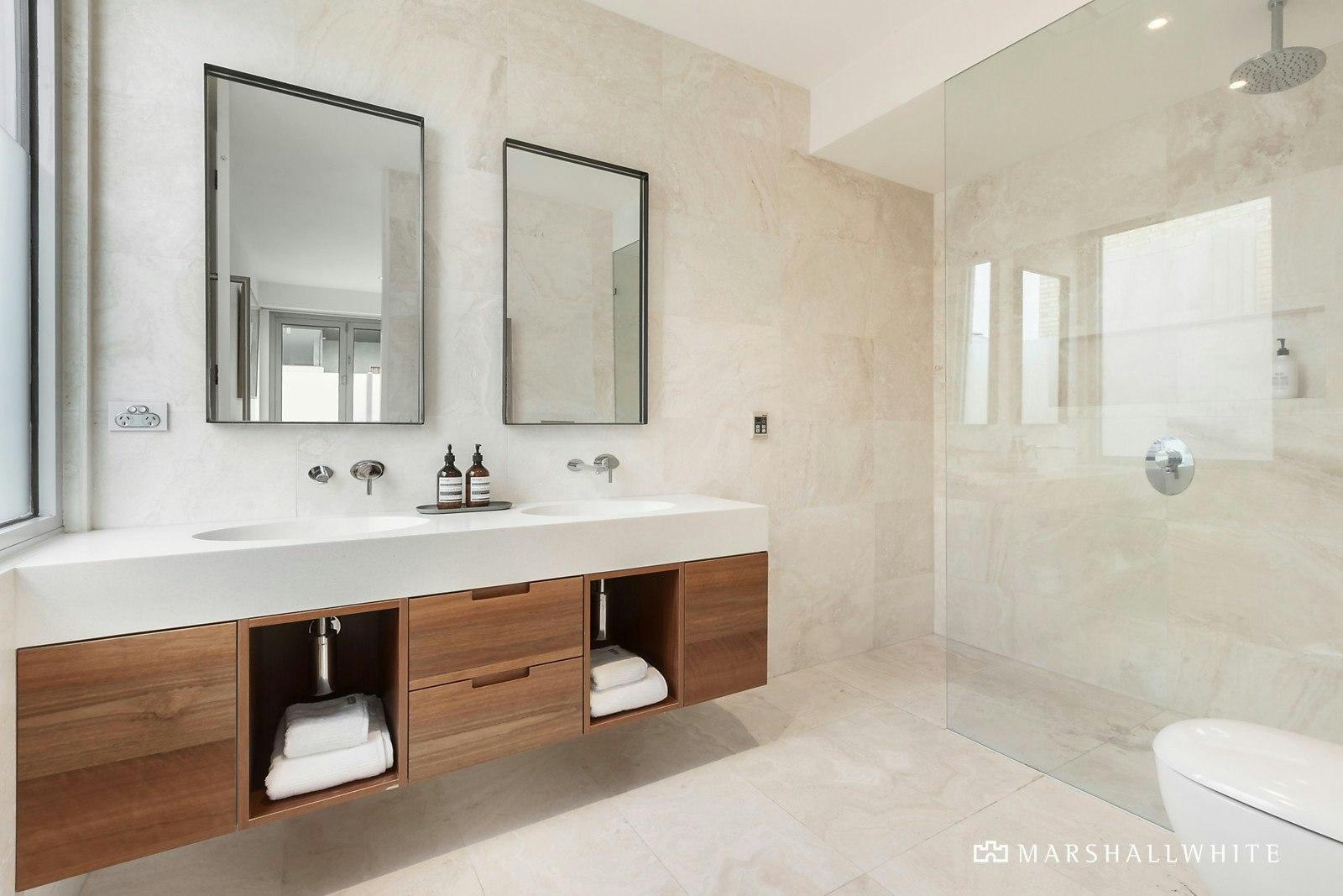 220 Esplanade West, Port Melbourne, VIC