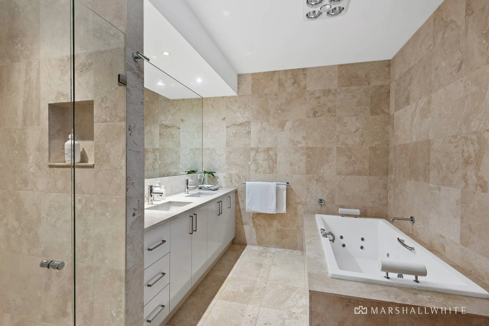 153 Lower Heidelberg Road, Ivanhoe East, VIC