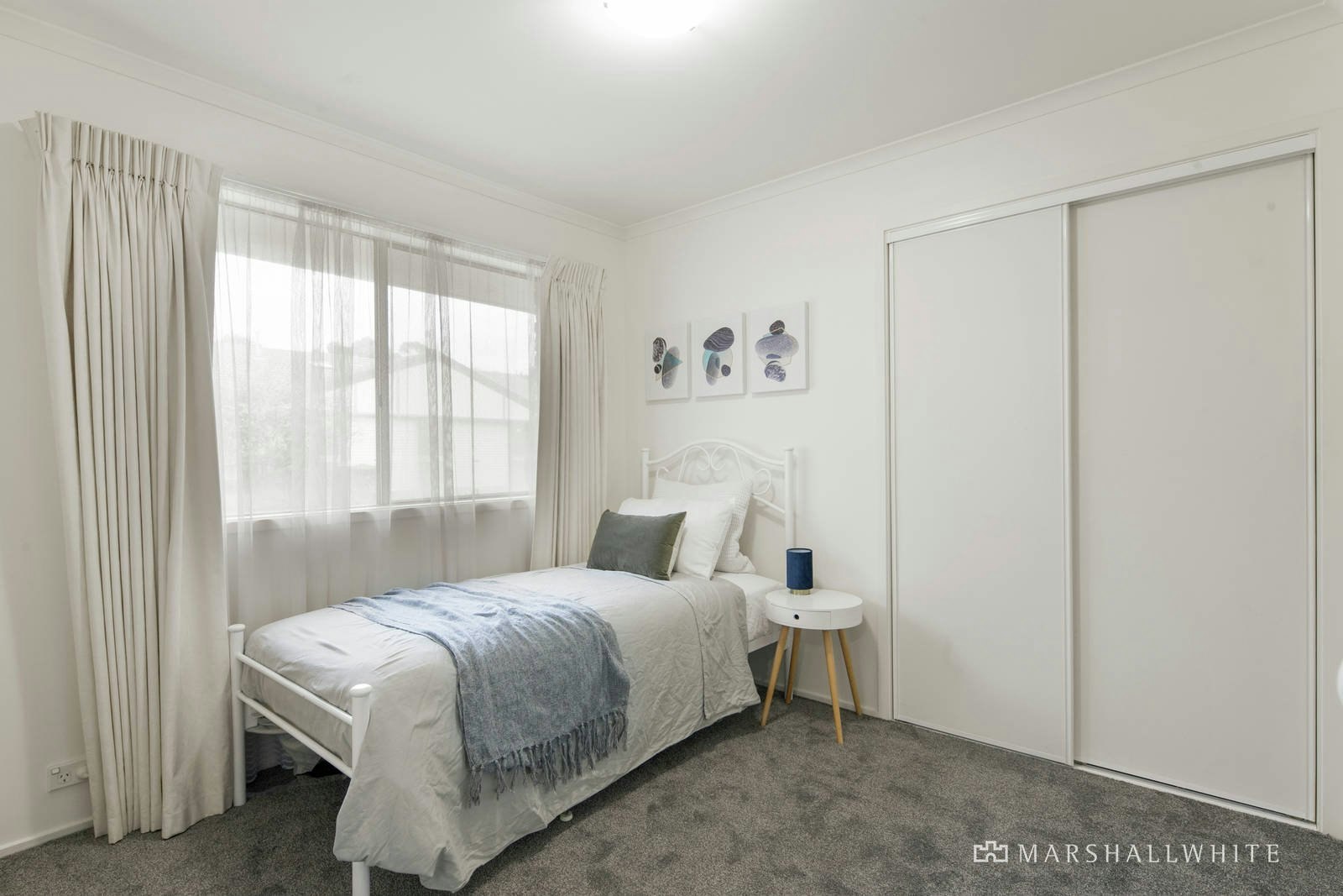 19 Sandon Circuit, Forest Hill, VIC