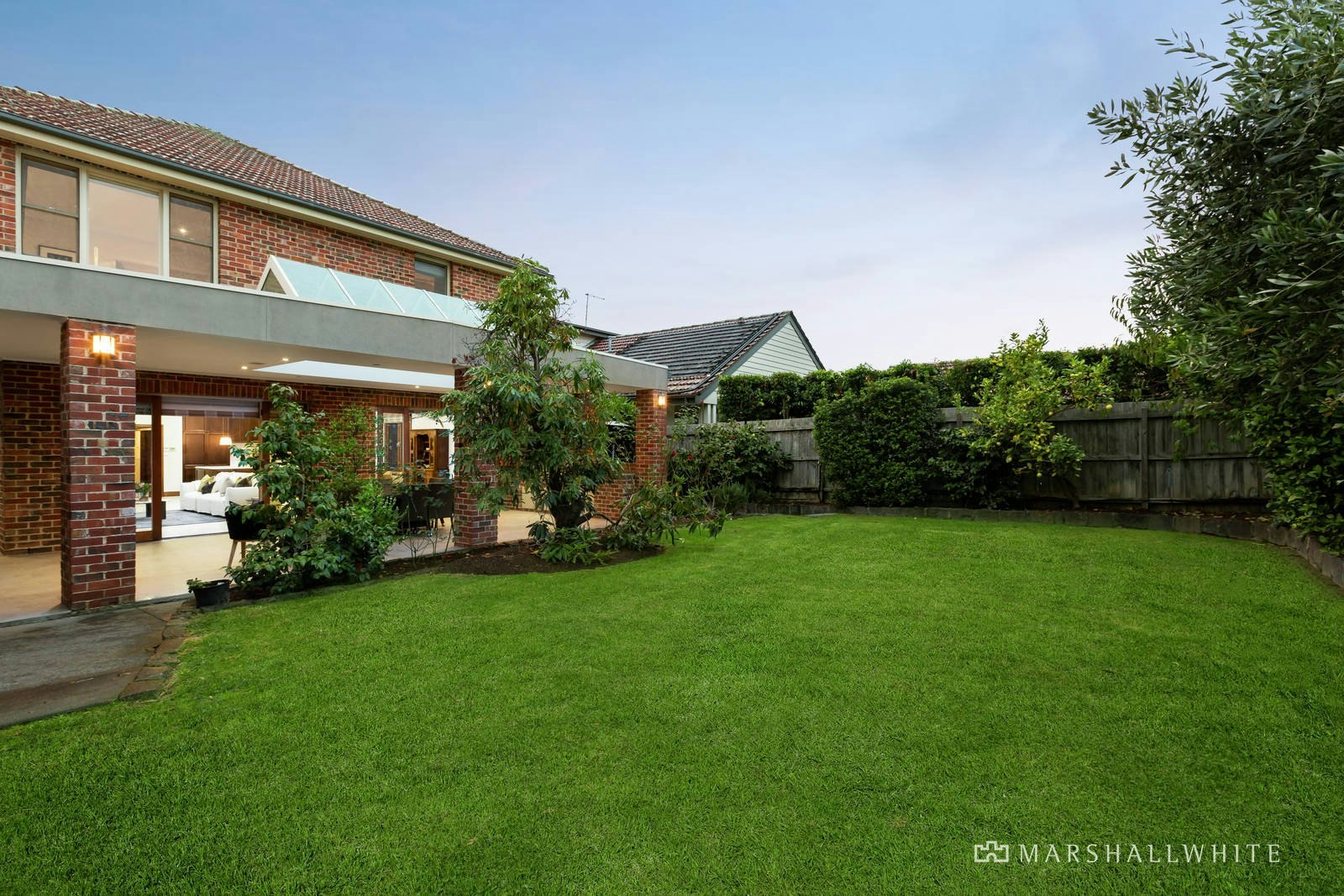 4 Riverside Drive, Kew East, VIC