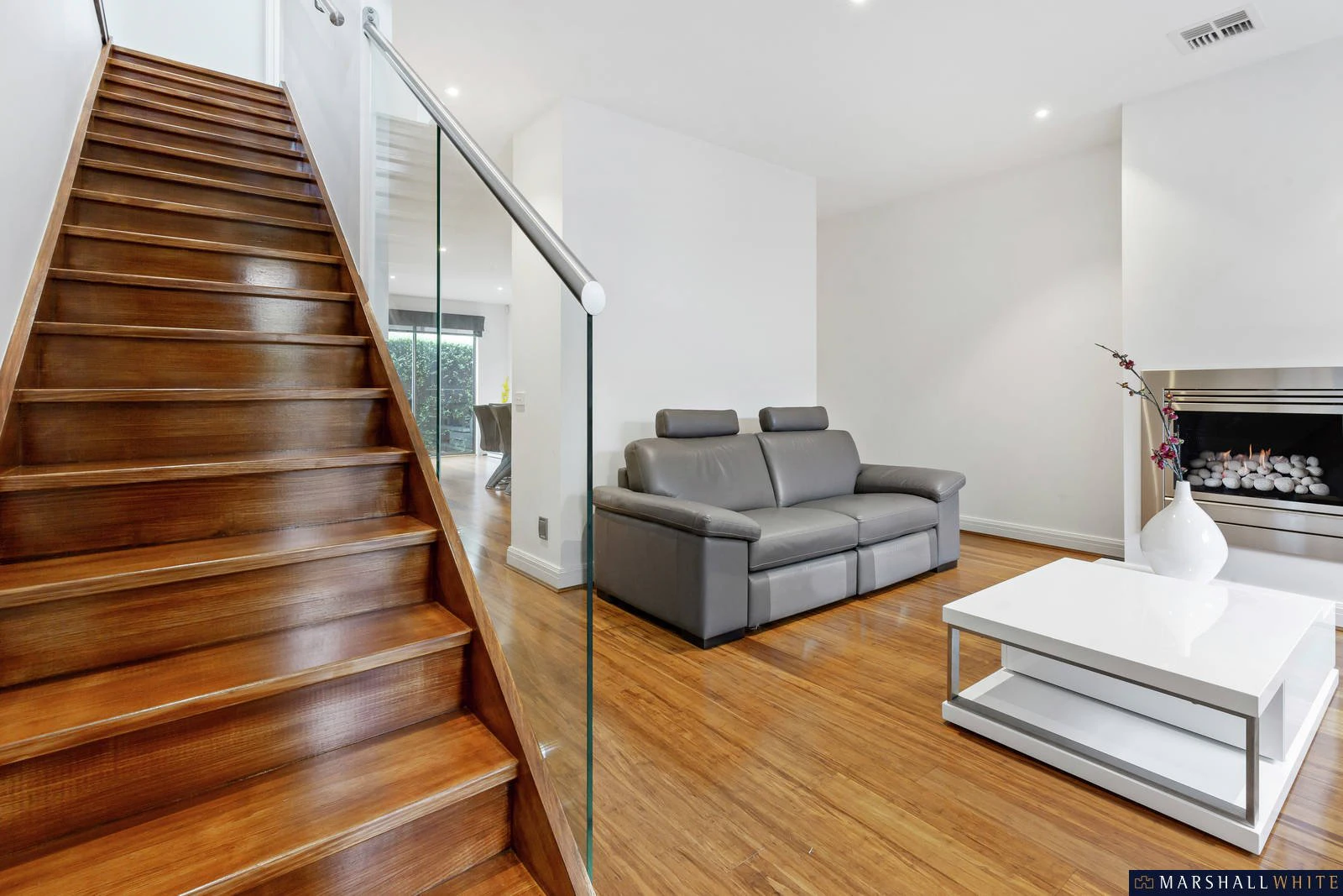 1/10 Darcy Street, Mornington, VIC