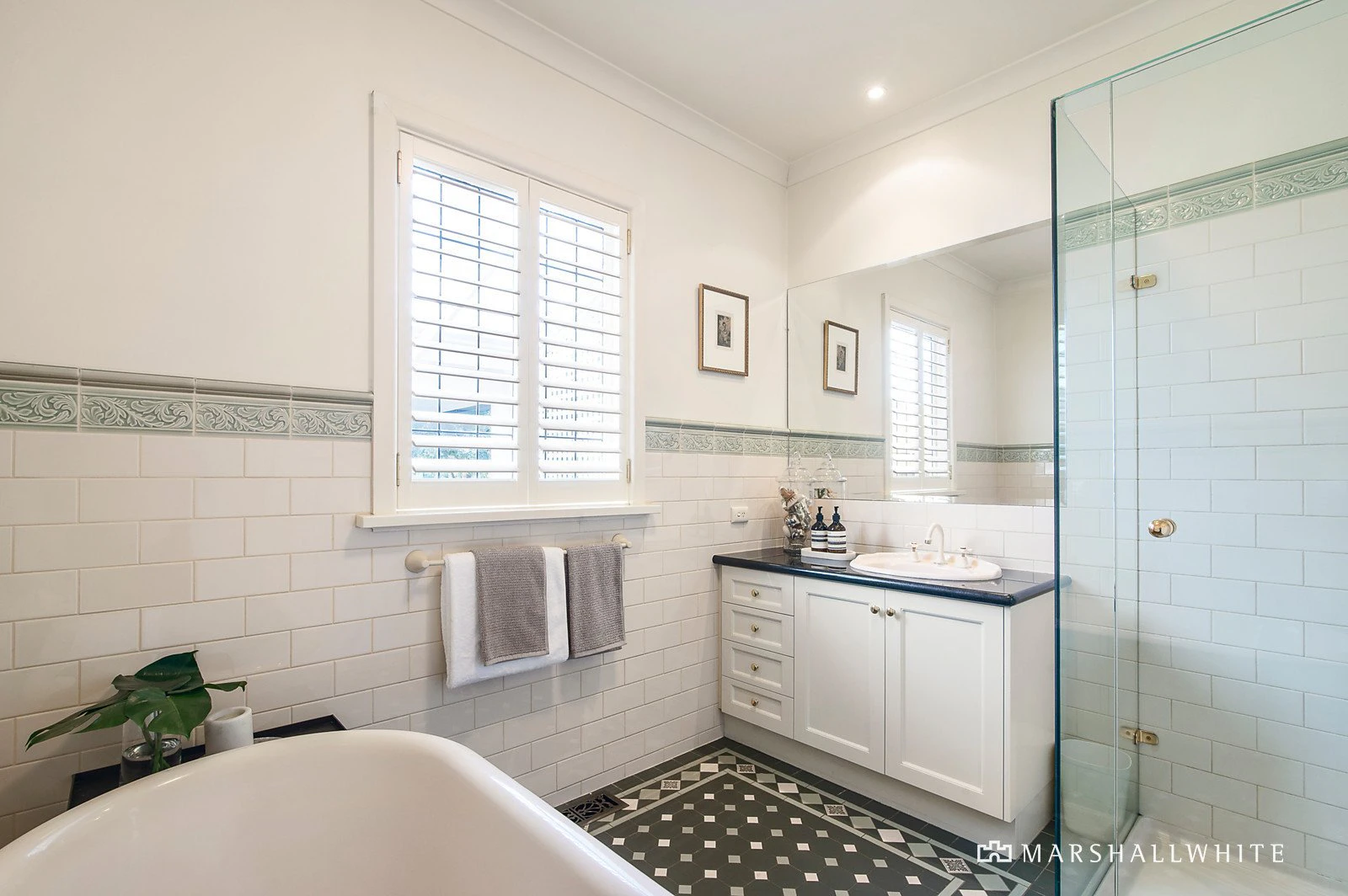 18 Bolton Avenue, Hampton, VIC