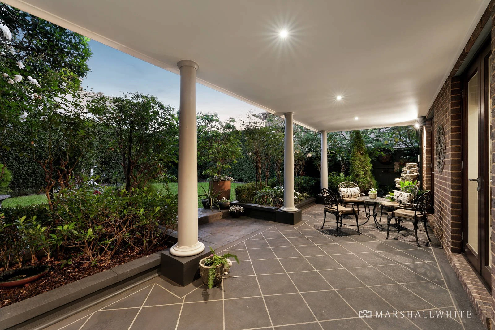 14 Lichfield Grove, Mont Albert North, VIC
