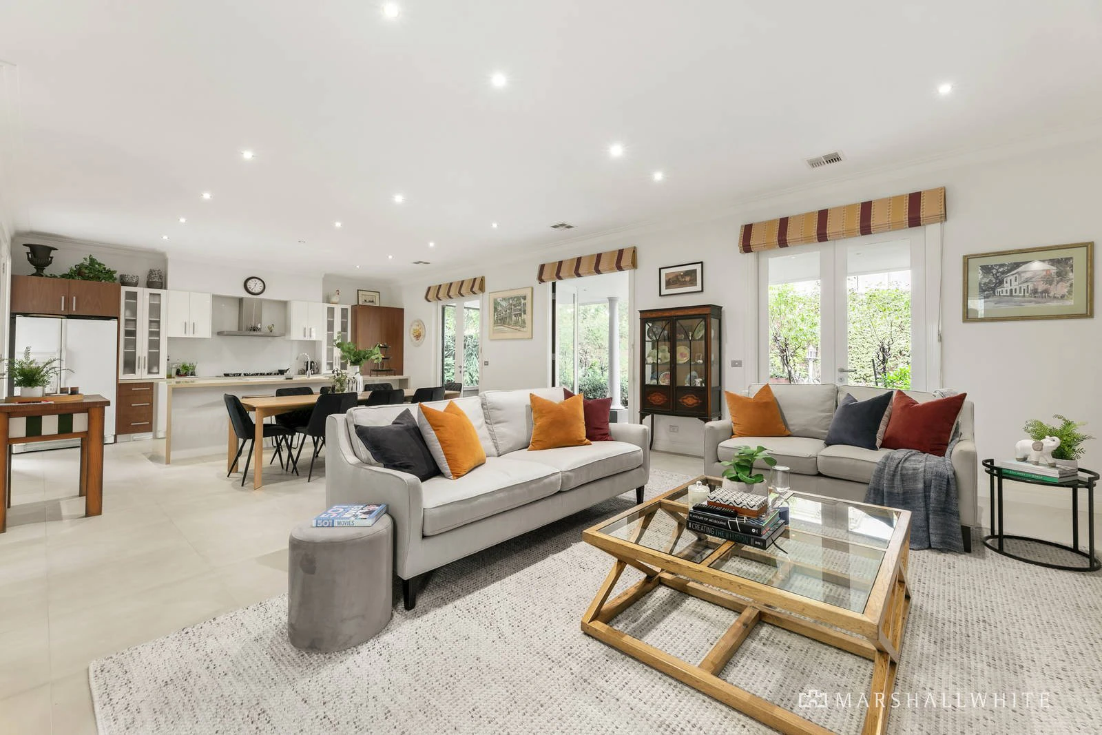 14 Lichfield Grove, Mont Albert North, VIC