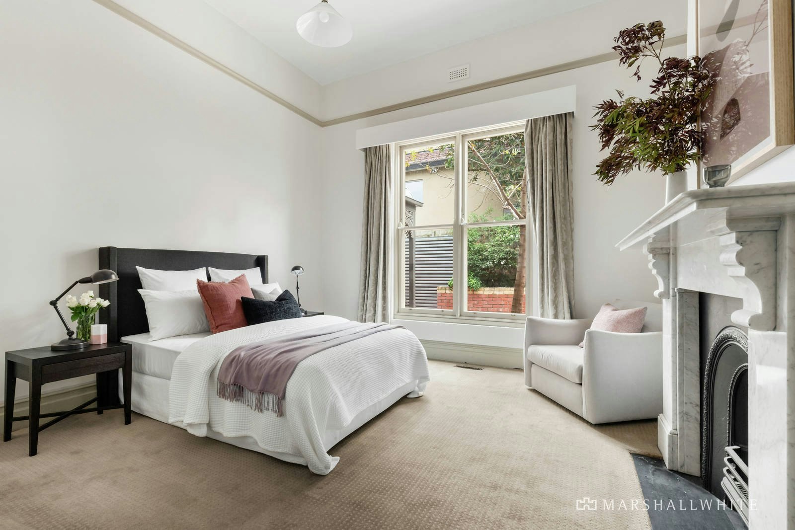 9 Balwyn Road, Canterbury, VIC