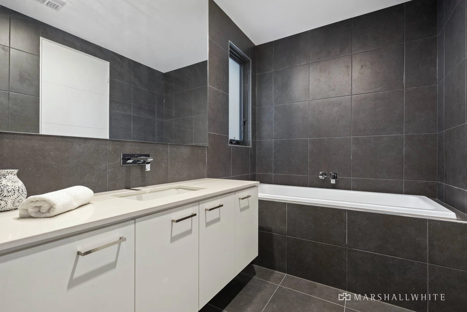 21B Keith Street, Hampton East, VIC