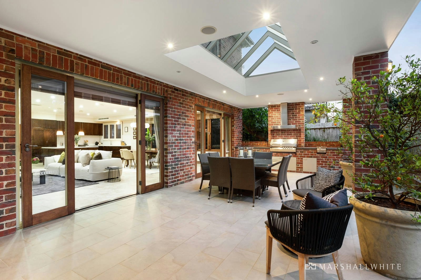 4 Riverside Drive, Kew East, VIC