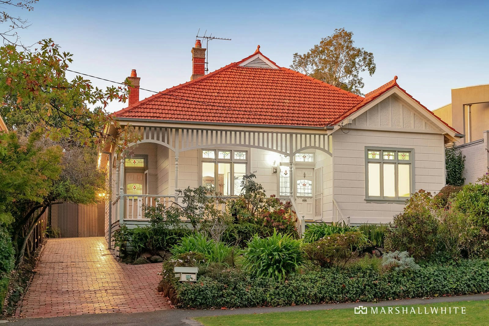 33 Croydon Road, Surrey Hills, VIC