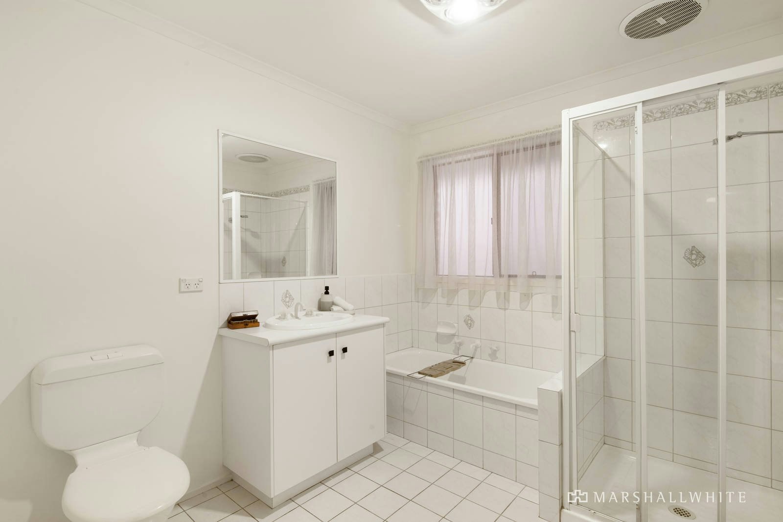 19 Sandon Circuit, Forest Hill, VIC