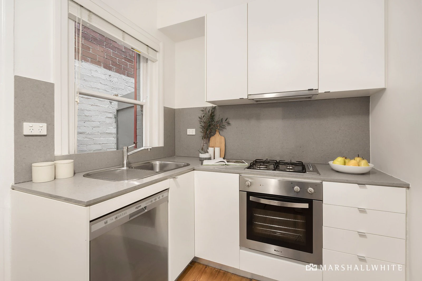 1/13 Loch Street, St Kilda West, VIC