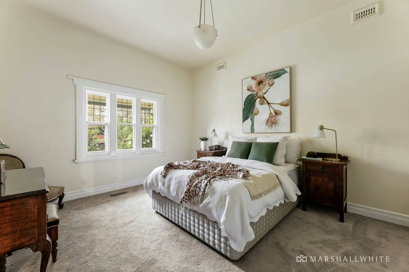 2 Durham Road, Surrey Hills, VIC