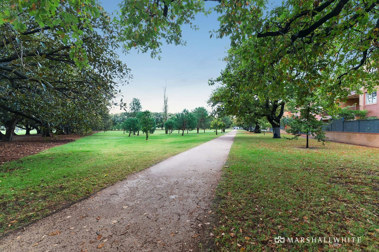 25/21 Park Lane, South Yarra, VIC