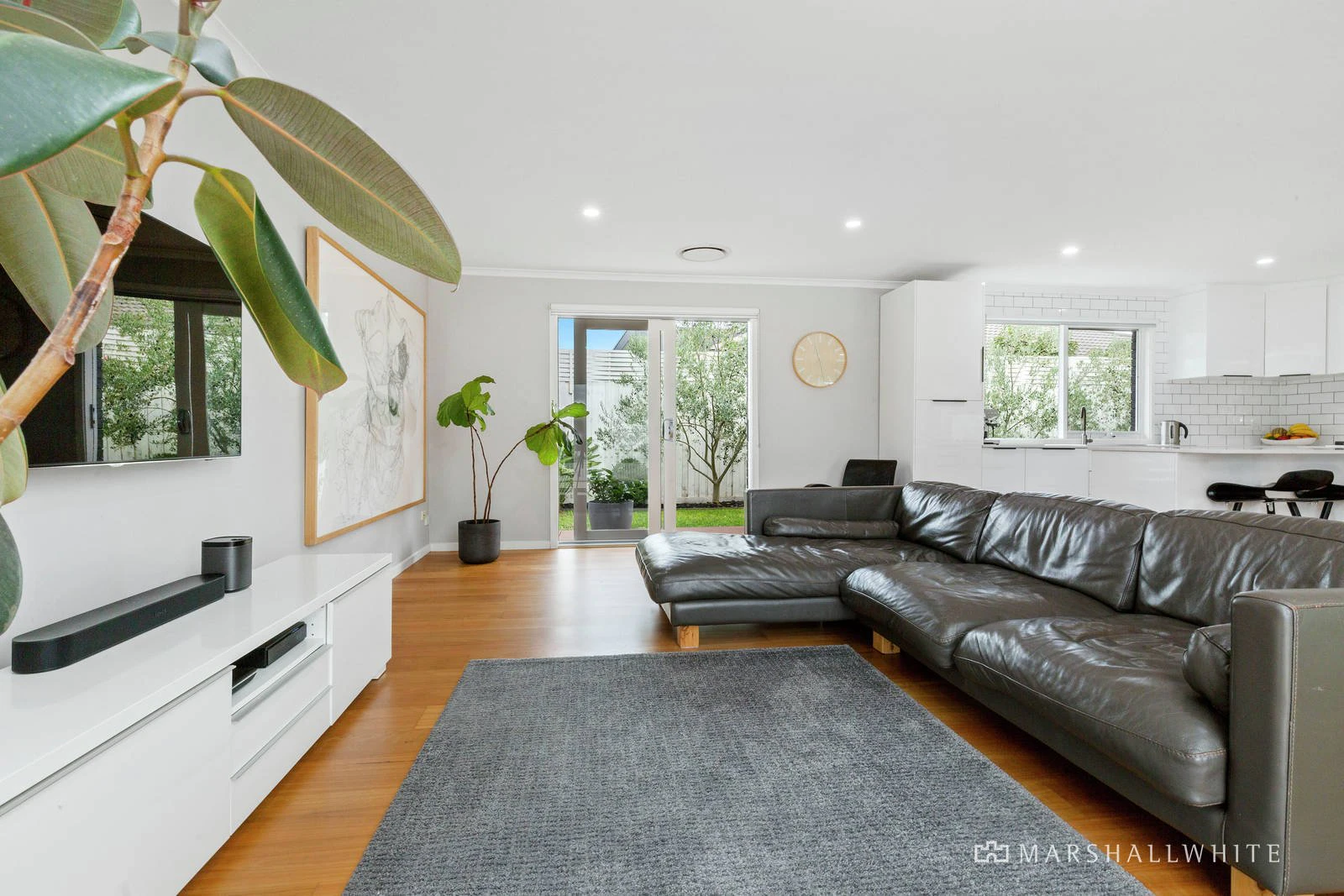 8 Nichols Drive, Mornington, VIC