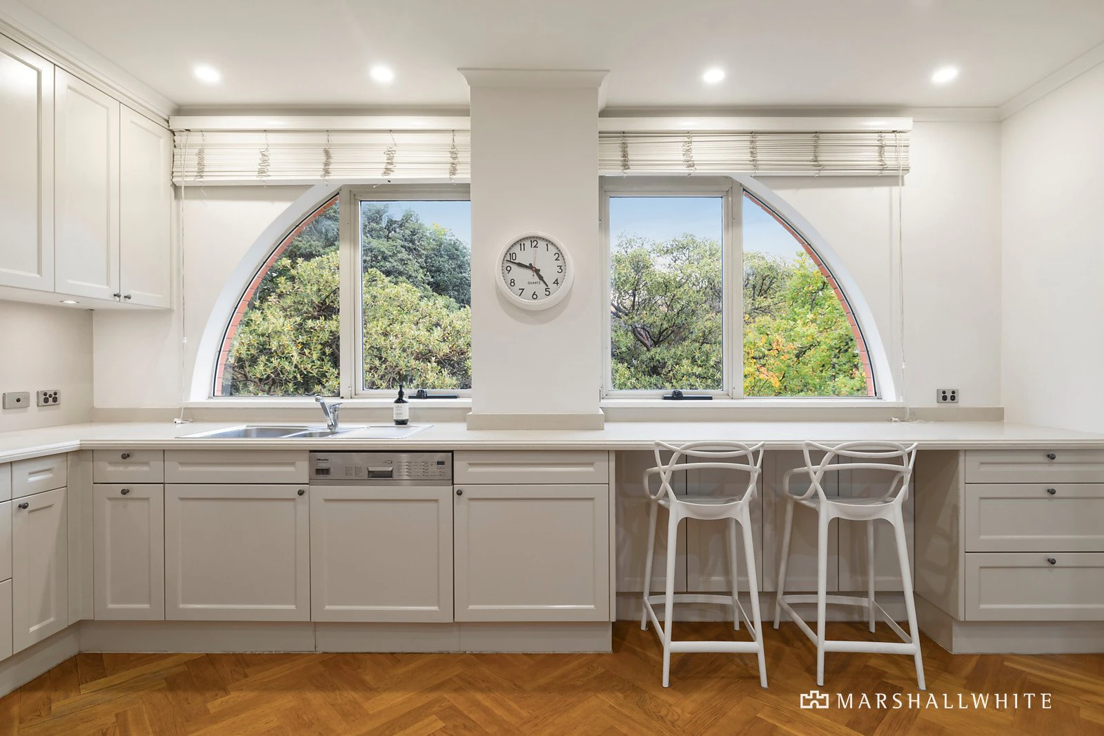 25/21 Park Lane, South Yarra, VIC