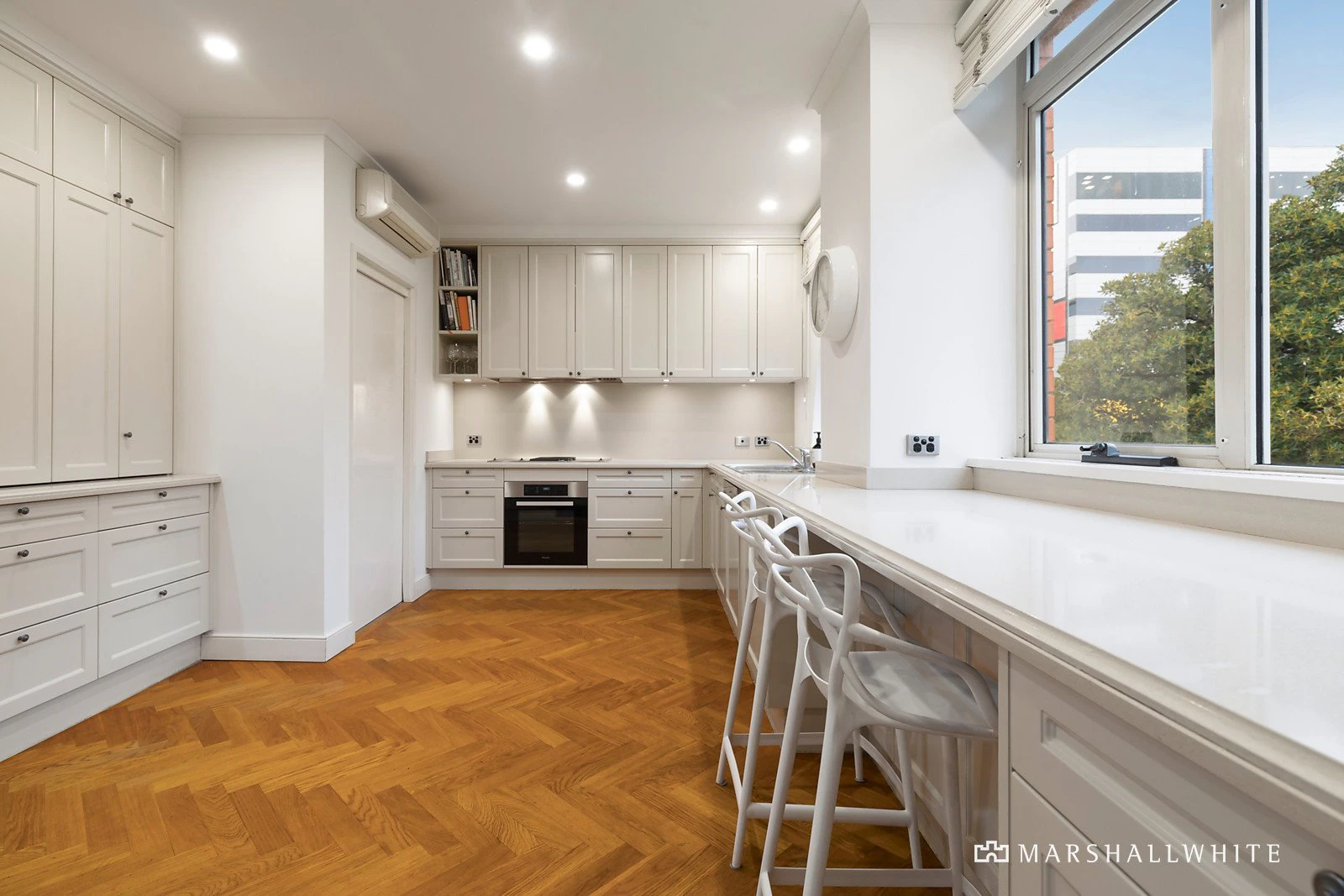 25/21 Park Lane, South Yarra, VIC