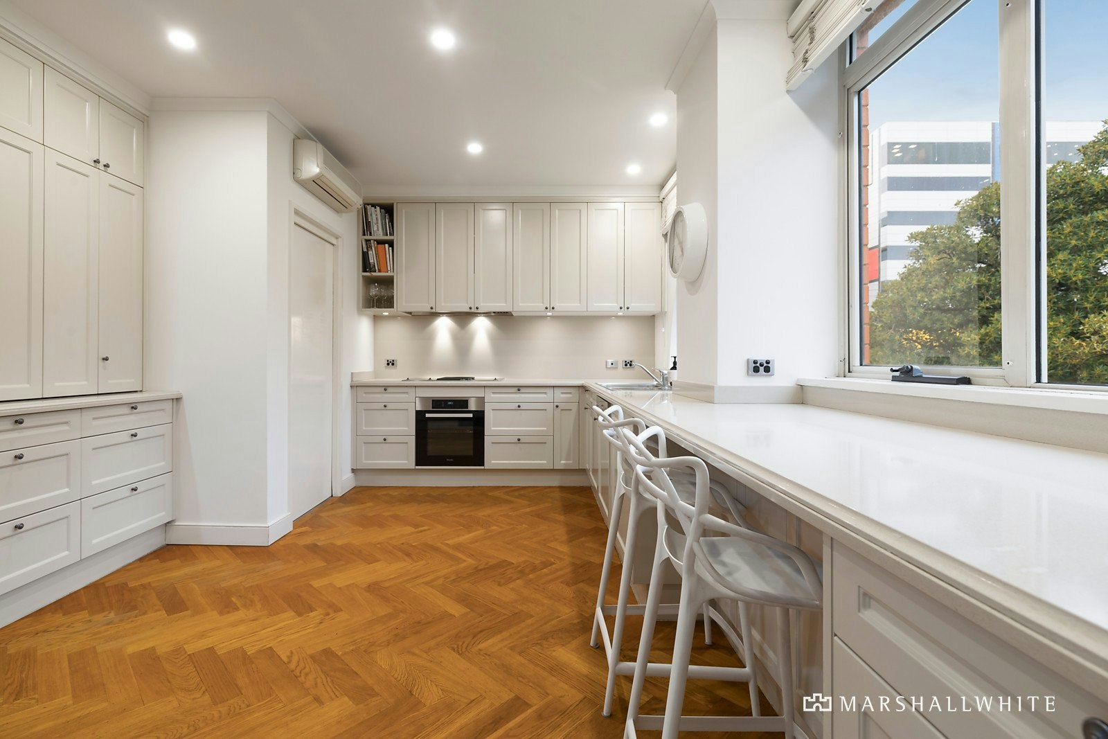 25/21 Park Lane, South Yarra, VIC