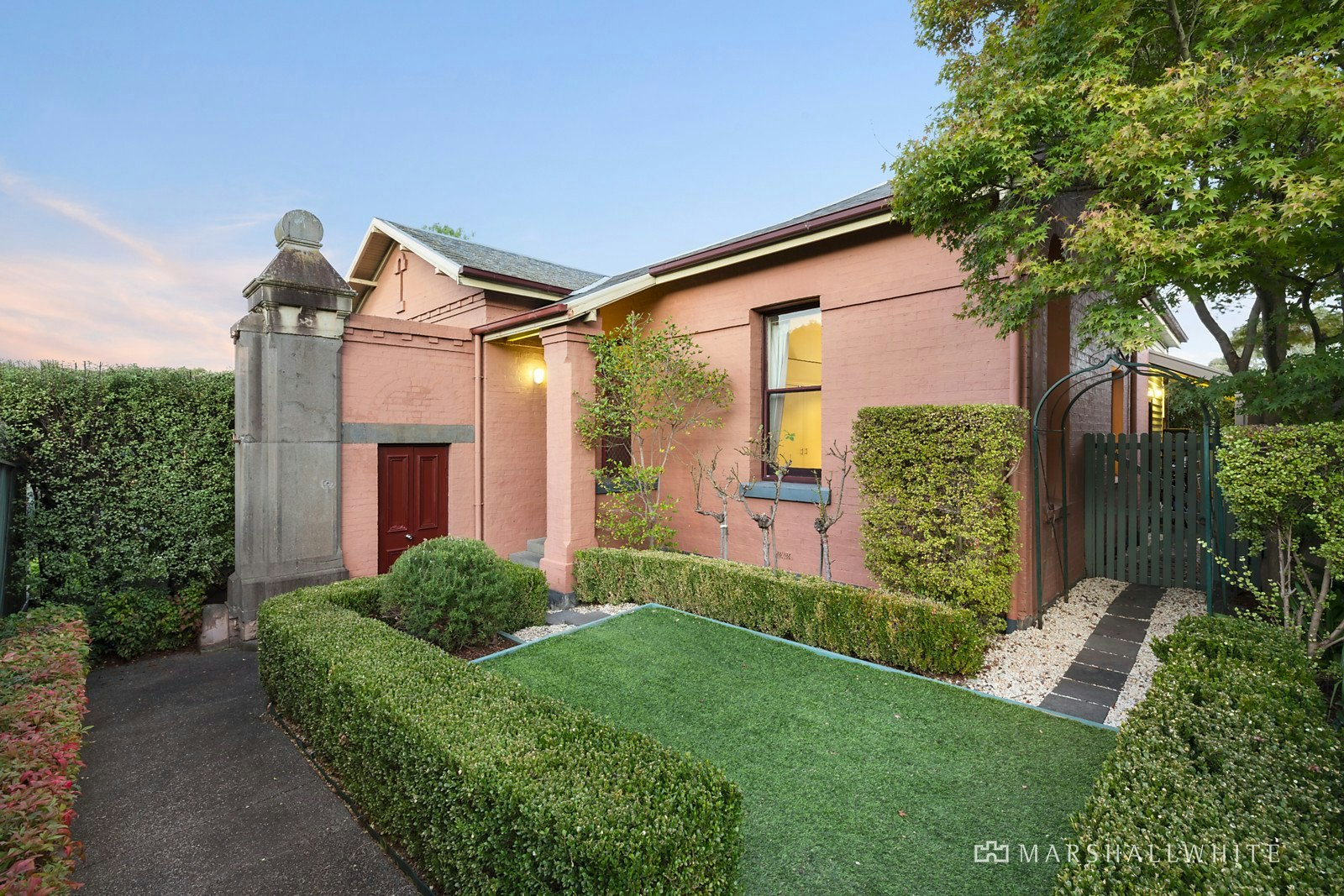 207 Wiltshire Drive, Kew, VIC