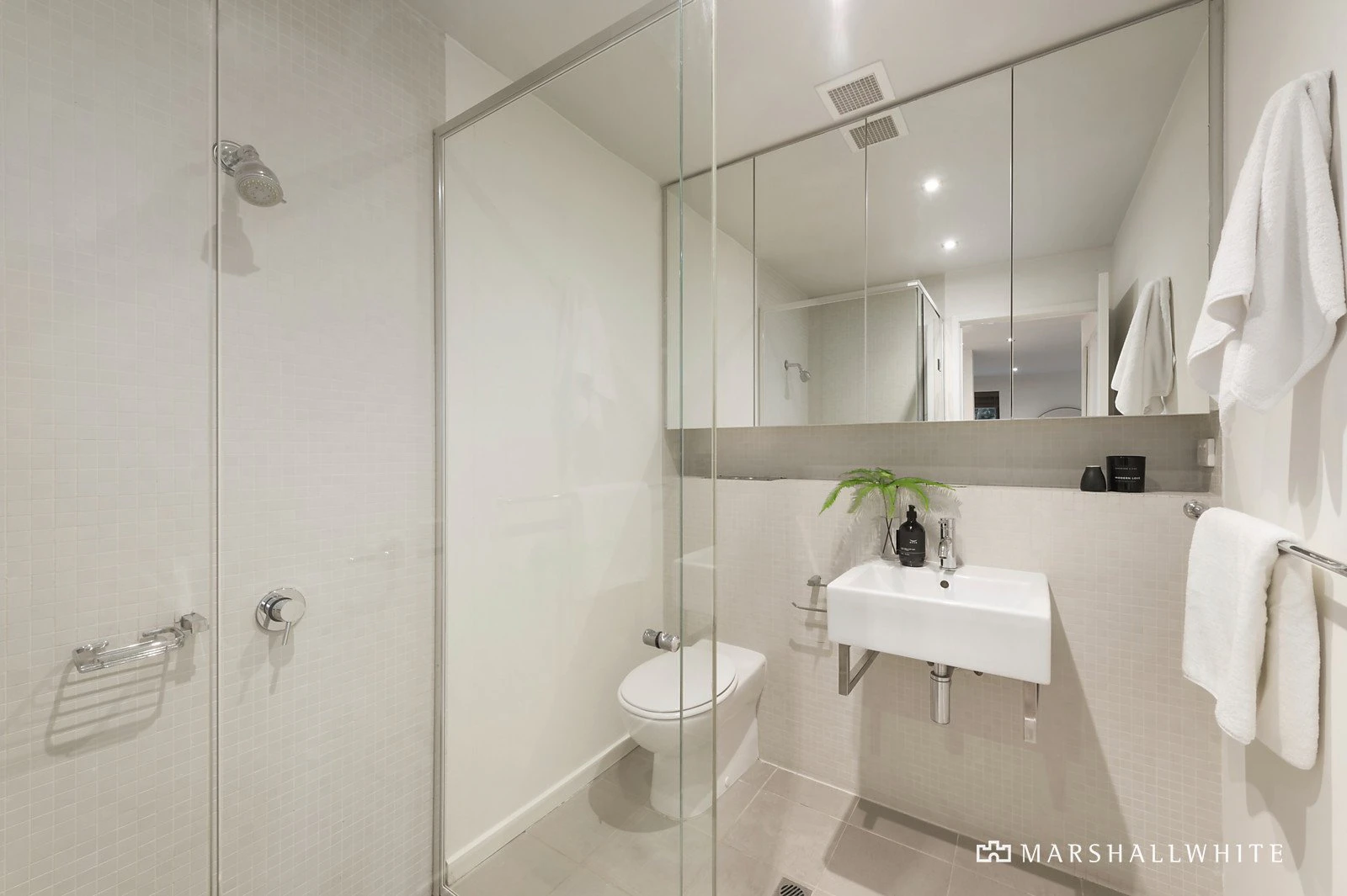 1/561 Glenferrie Road, Hawthorn, VIC