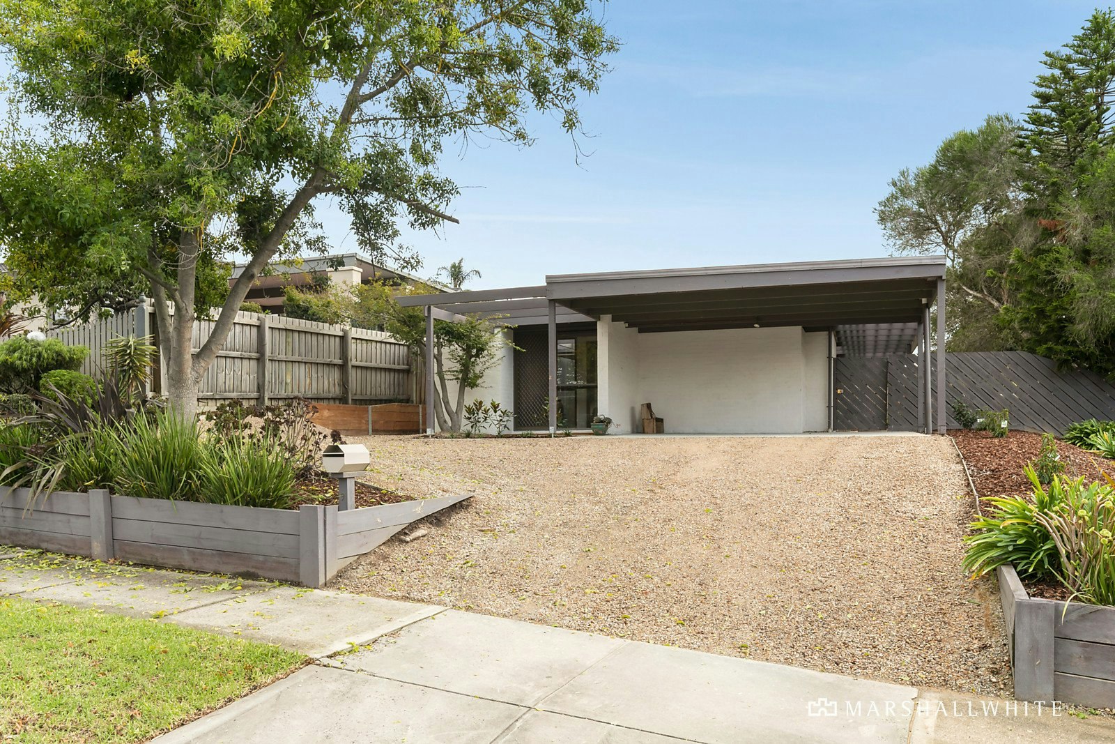 9 Rosco Drive, Templestowe, VIC