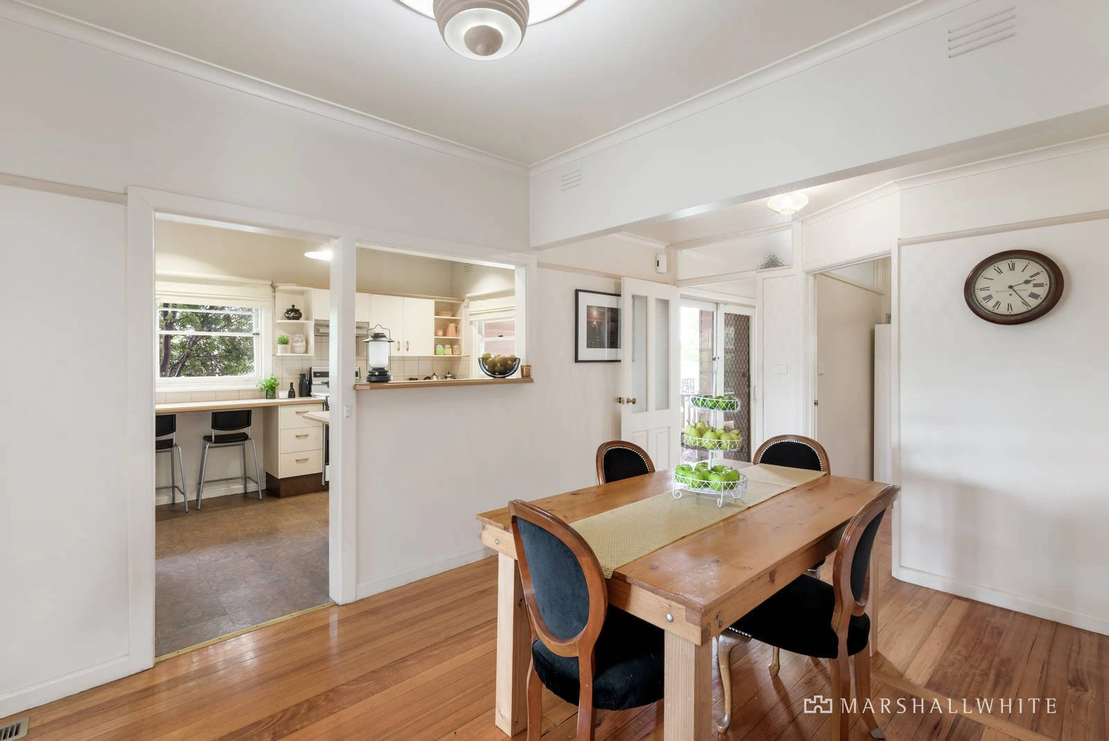 10 Rowena Road, Malvern East, VIC