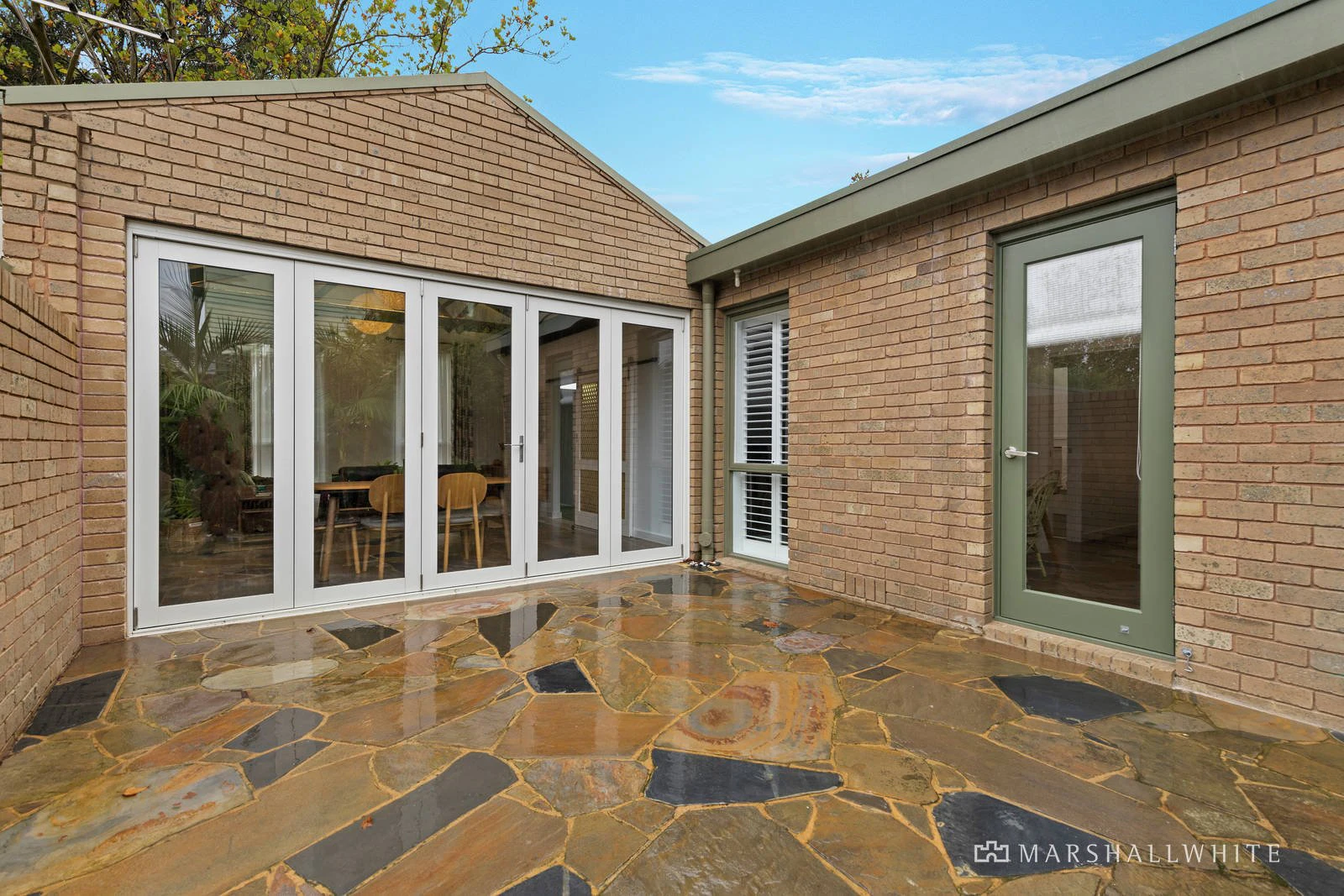 2/72 Rochester Road, Balwyn, VIC