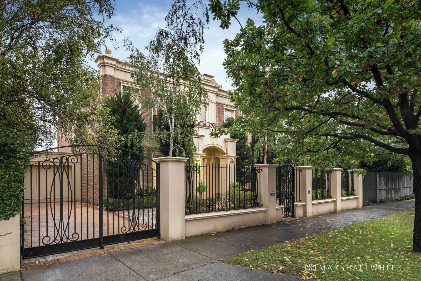 17 Albany Road, Toorak, VIC
