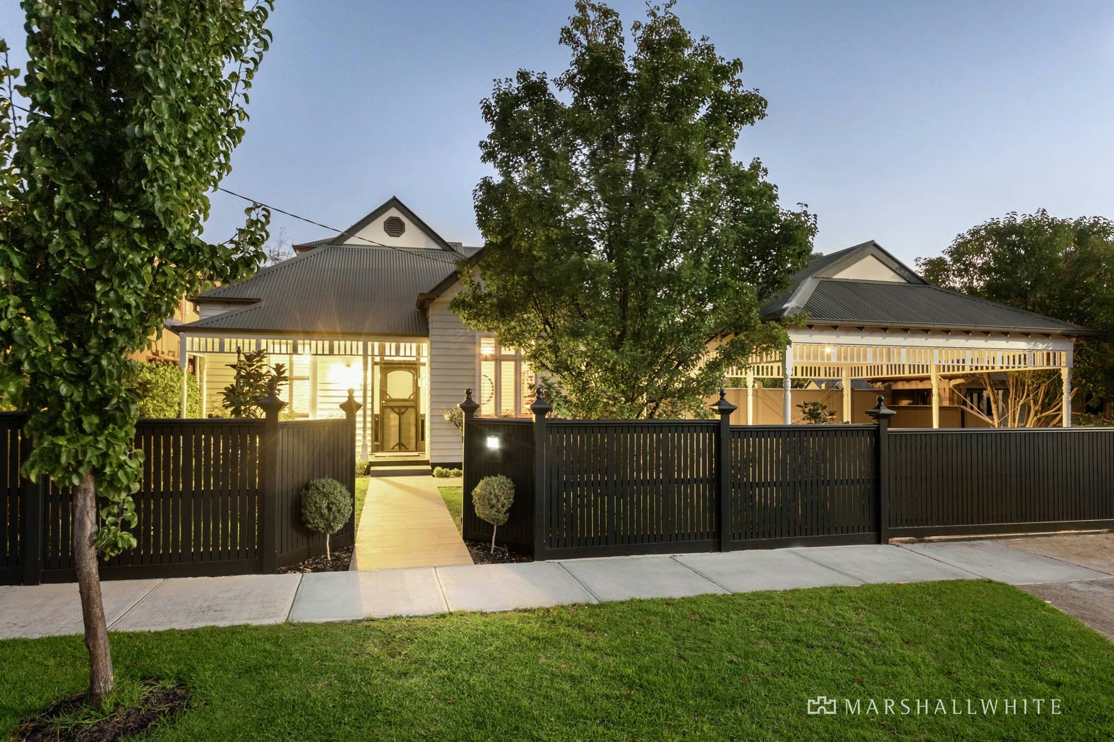 3 Blenheim Avenue, Mont Albert, VIC