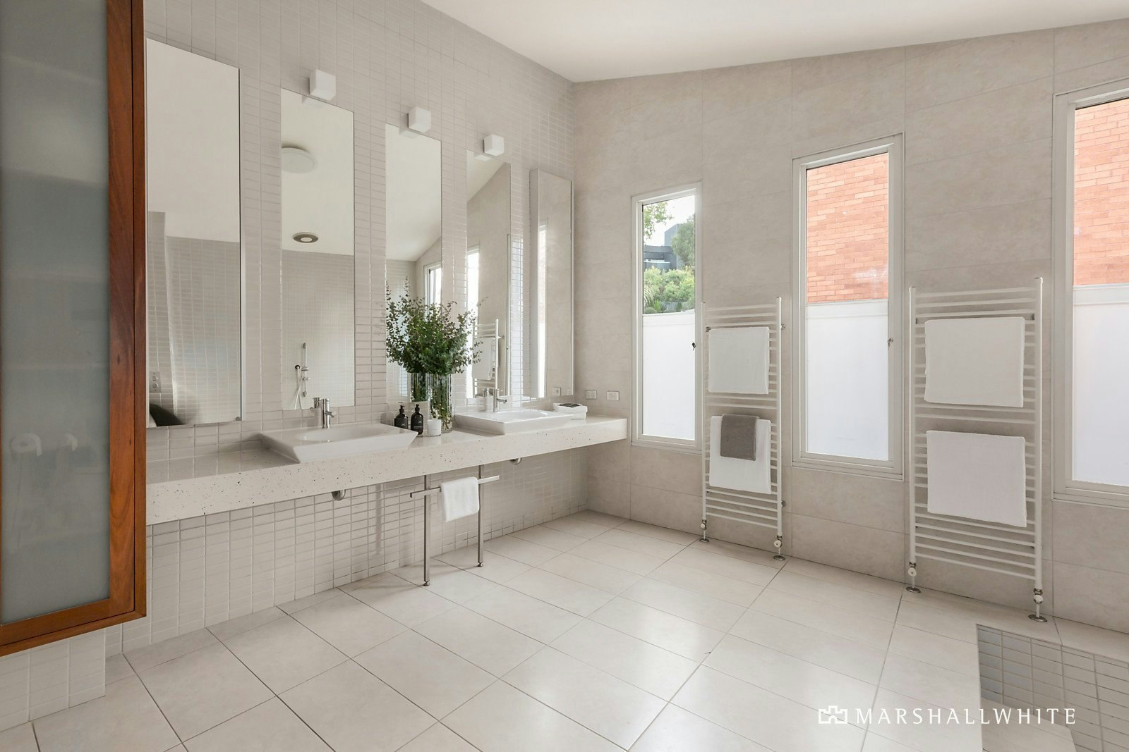 7 Raheen Drive, Kew, VIC