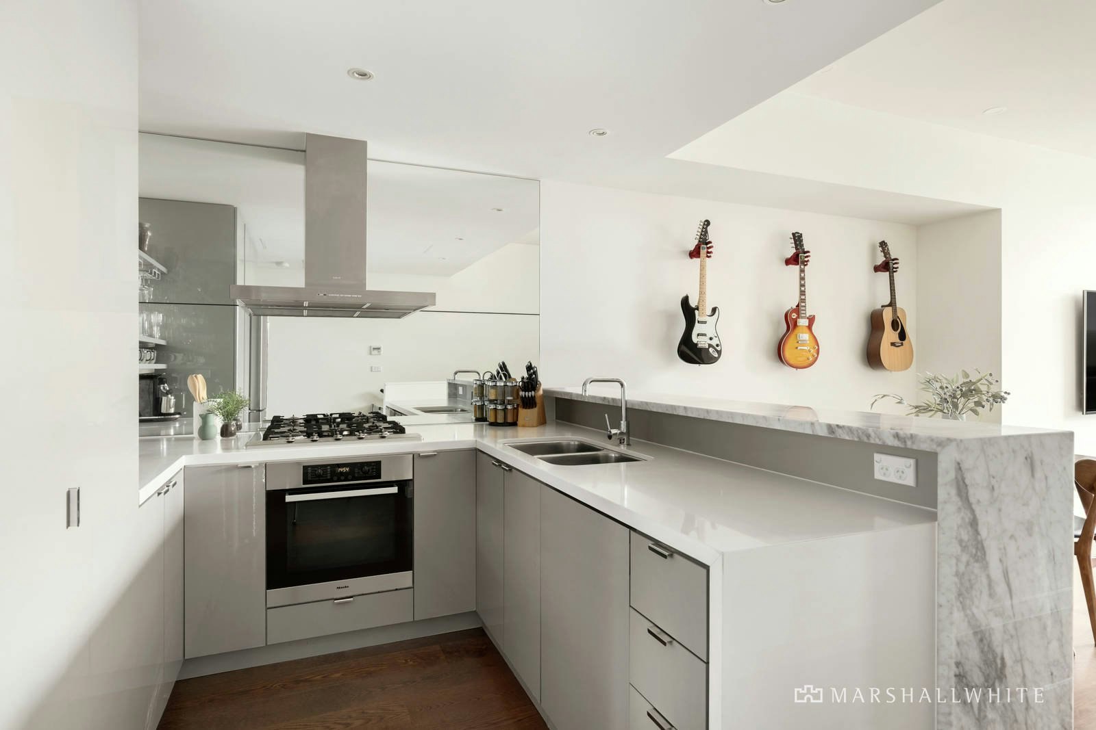 31/170 Beach Road, Sandringham, VIC