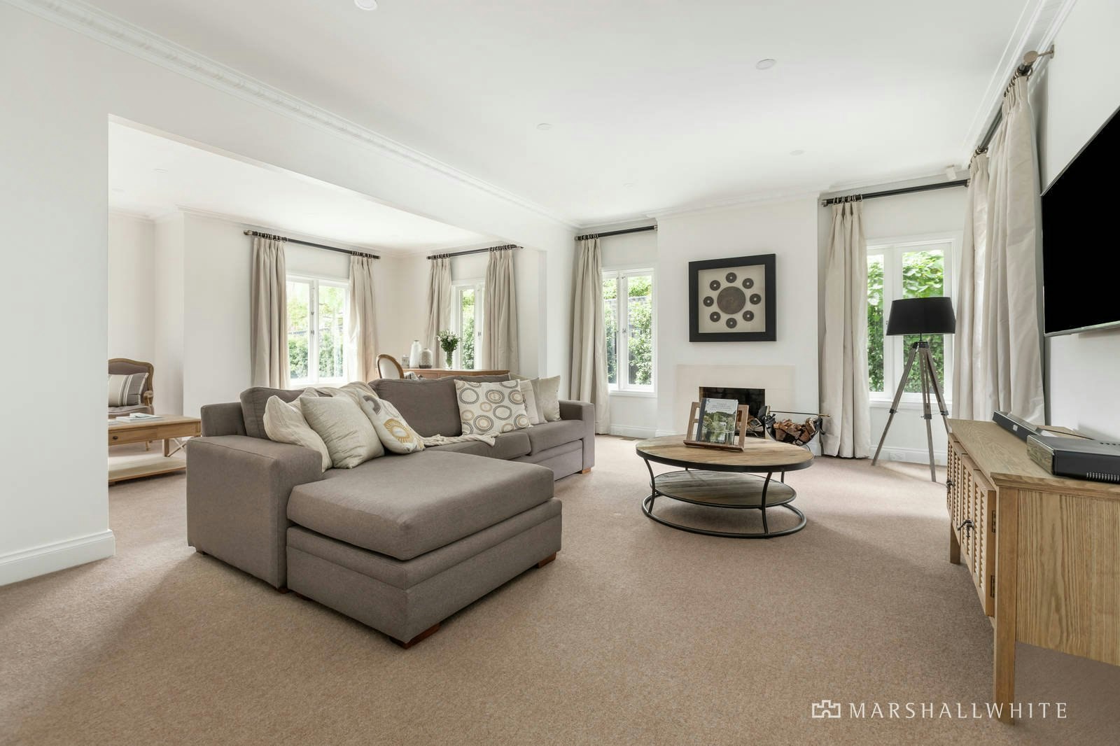 15 Dundonald Avenue, Malvern East, VIC